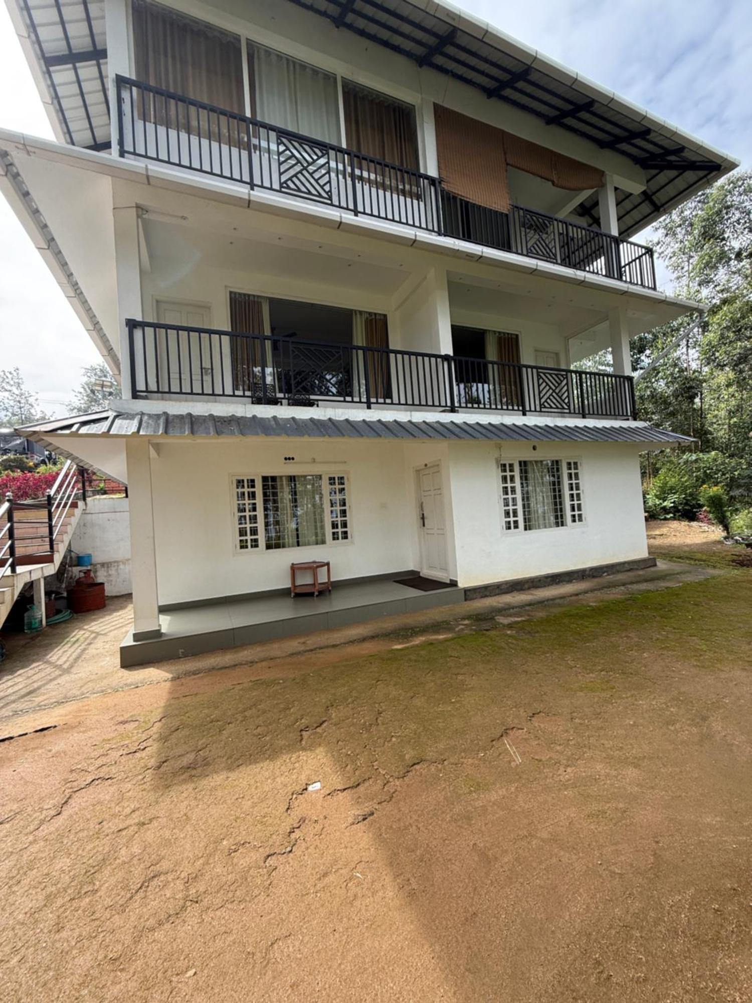 Hotel Honey Rock à Kanthalloor Extérieur photo
