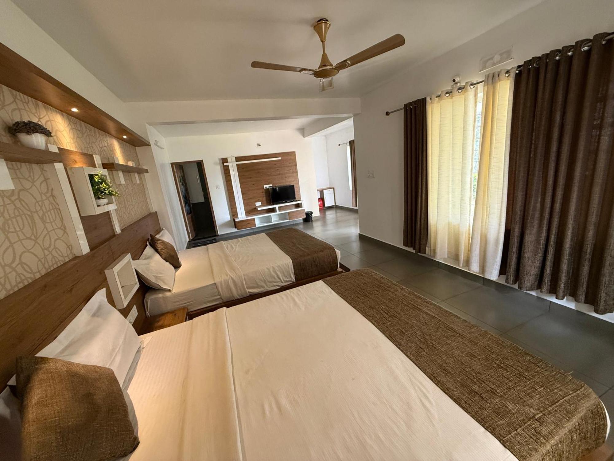 Hotel Honey Rock à Kanthalloor Extérieur photo